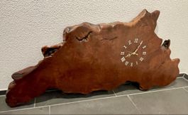 Einzigartige Wanduhr aus Naturholz Unikat,sehr guter Zustand
