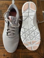Nike Flex Essential RX Damenschuh Grösse 36.5 neu