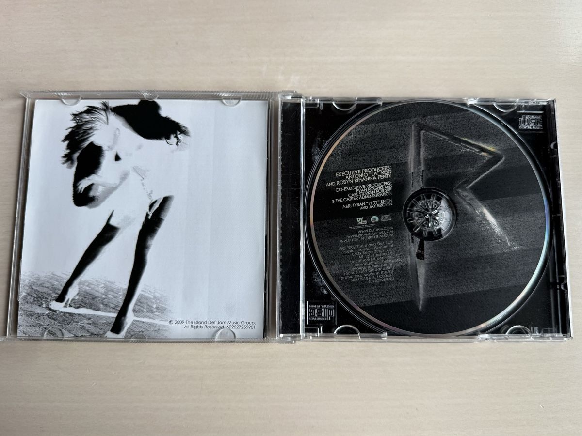 CDs: Rihanna - Rated R - CD - Album – Gebraucht aus Oberried Brienz von Chyara 2