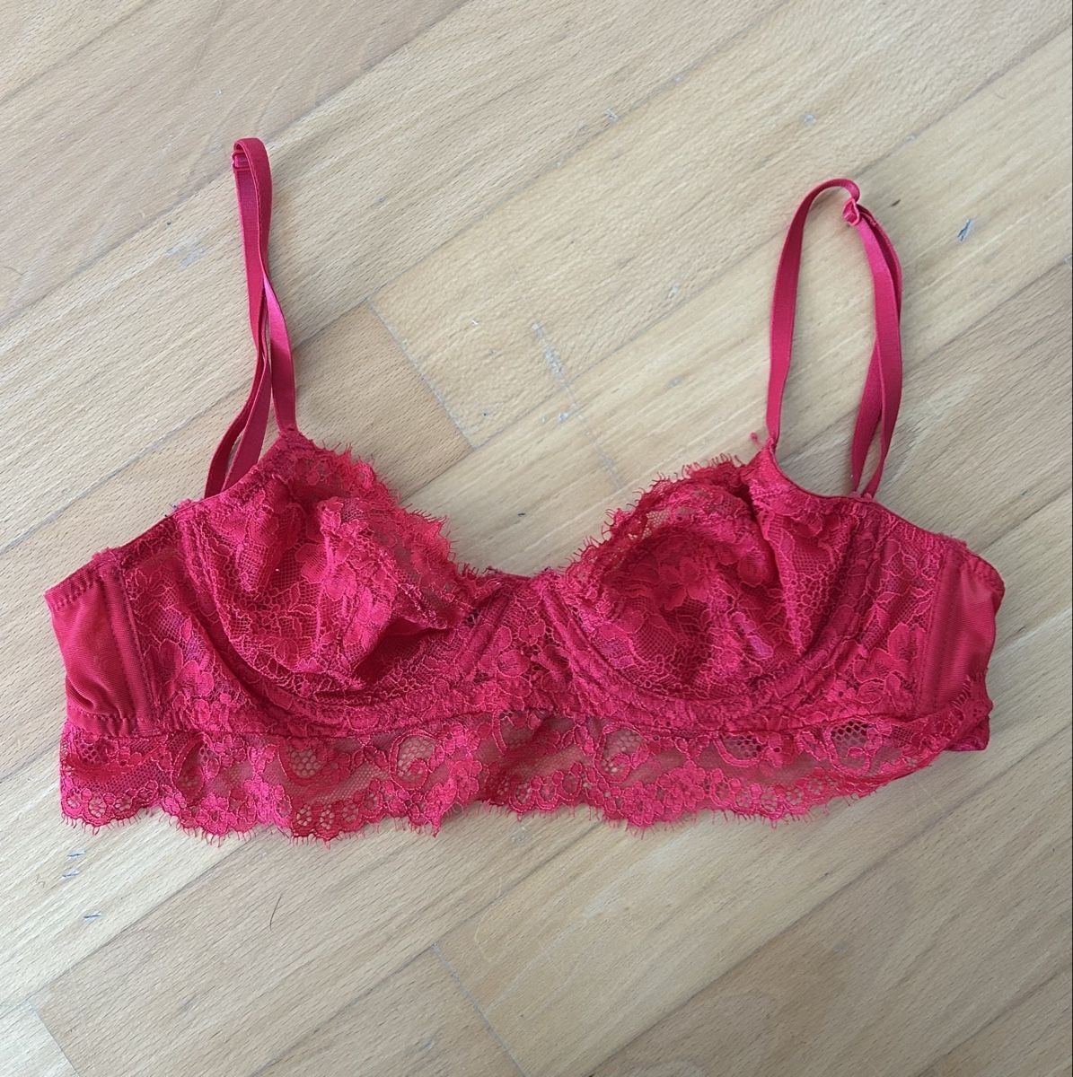 Altra biancheria intima: Roter Spitzen-BH – Usato da Aesch BL venduto da noe_xz5r