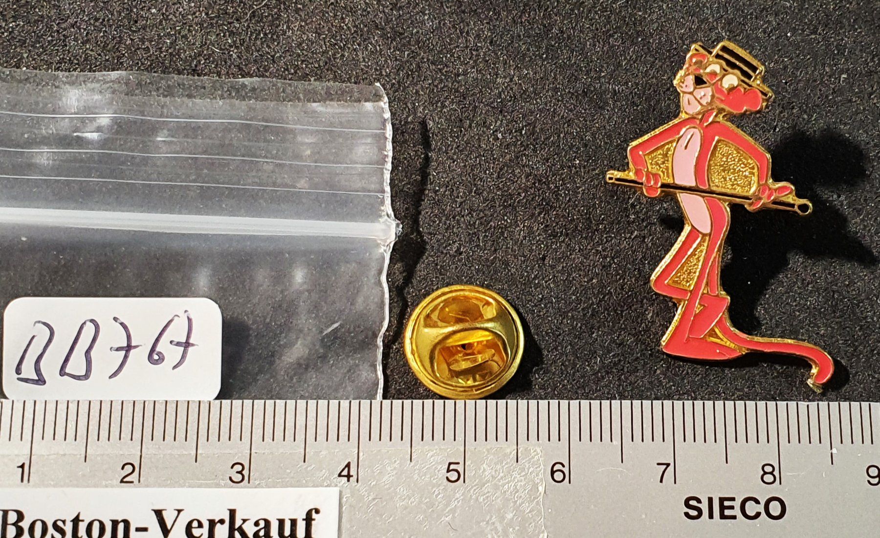 Placchette & Badge: BB767 - Pin Pink Panther / 3.1 cm. Gross – Usato da Reinach BL venduto da Boston-Verkauf 1