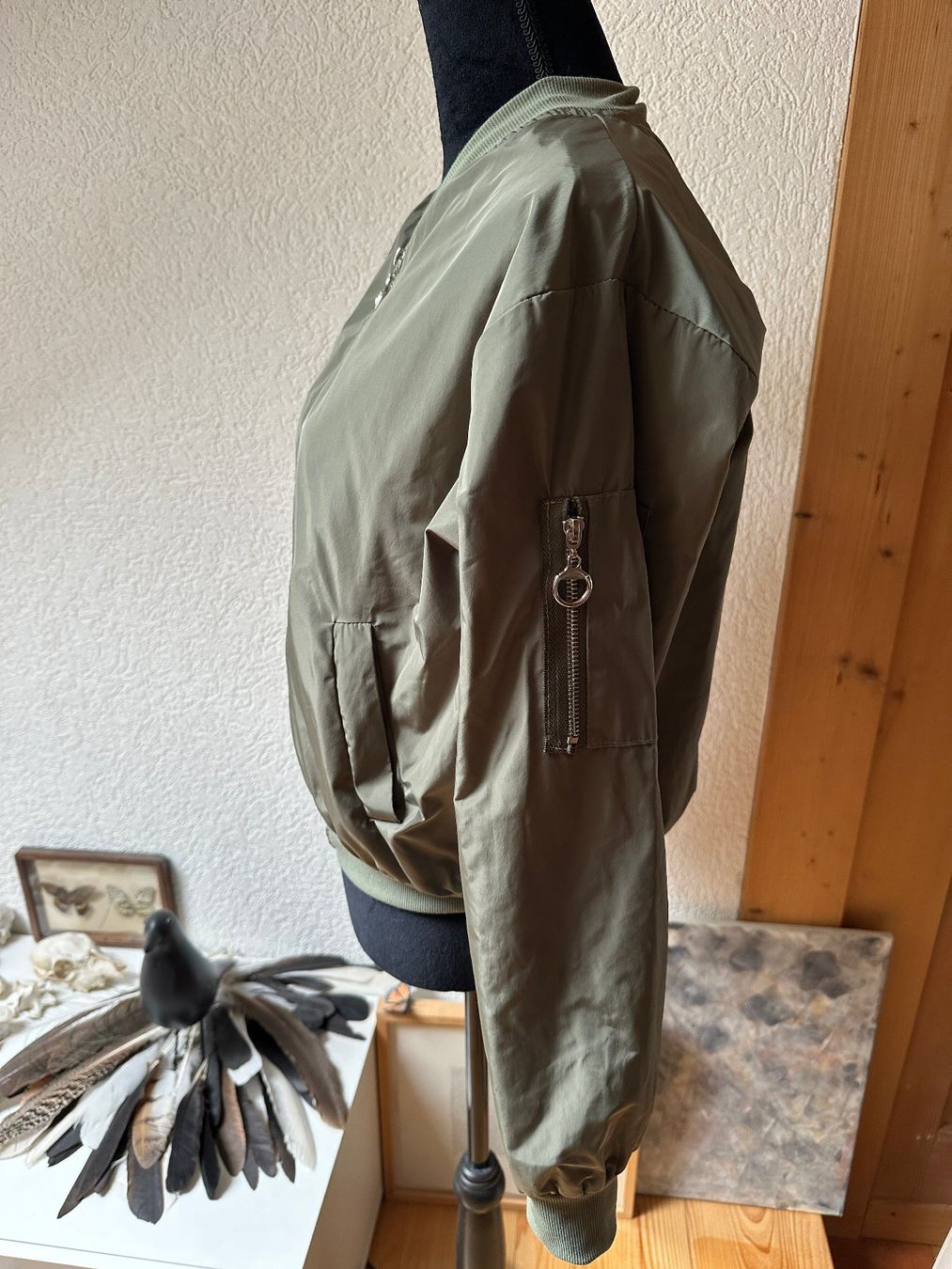 Giacche: Leichte Bomberjacke oliv S  Jacke – Nuovo (secondo la descrizione) da Gümmenen venduto da FelizitasHermann 2