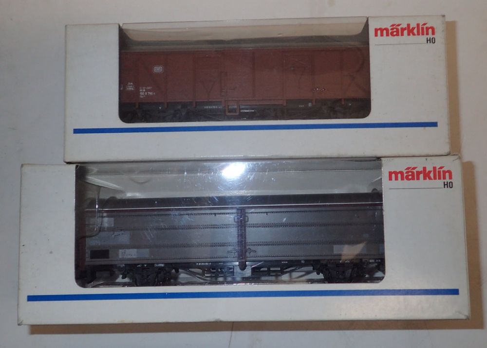 Märklin H0 - 2 DB Güterwagen - Art. 4732 & 4734 1