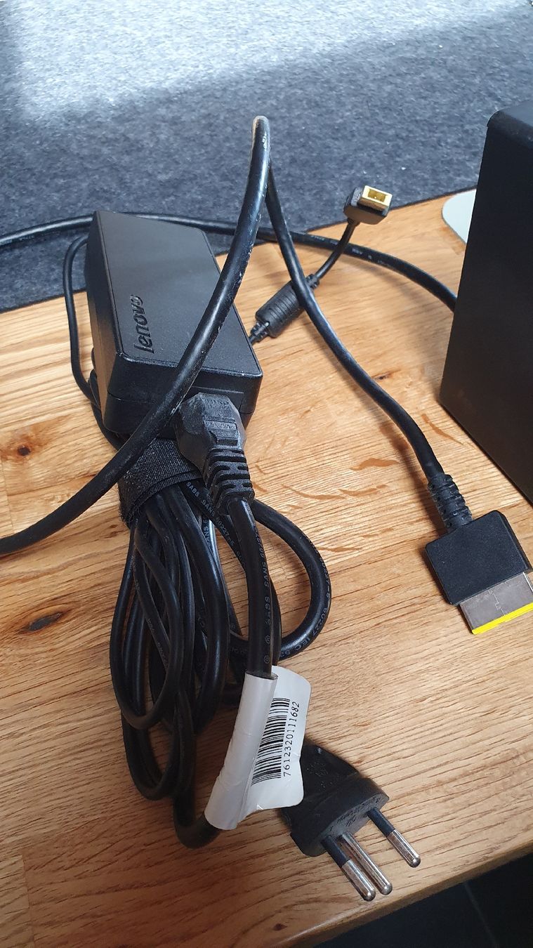 Lenovo Dockingstation: Lenovo ThinkPad Docking Station mit Netzteil  – Gebraucht aus Bolligen von BXB12 1