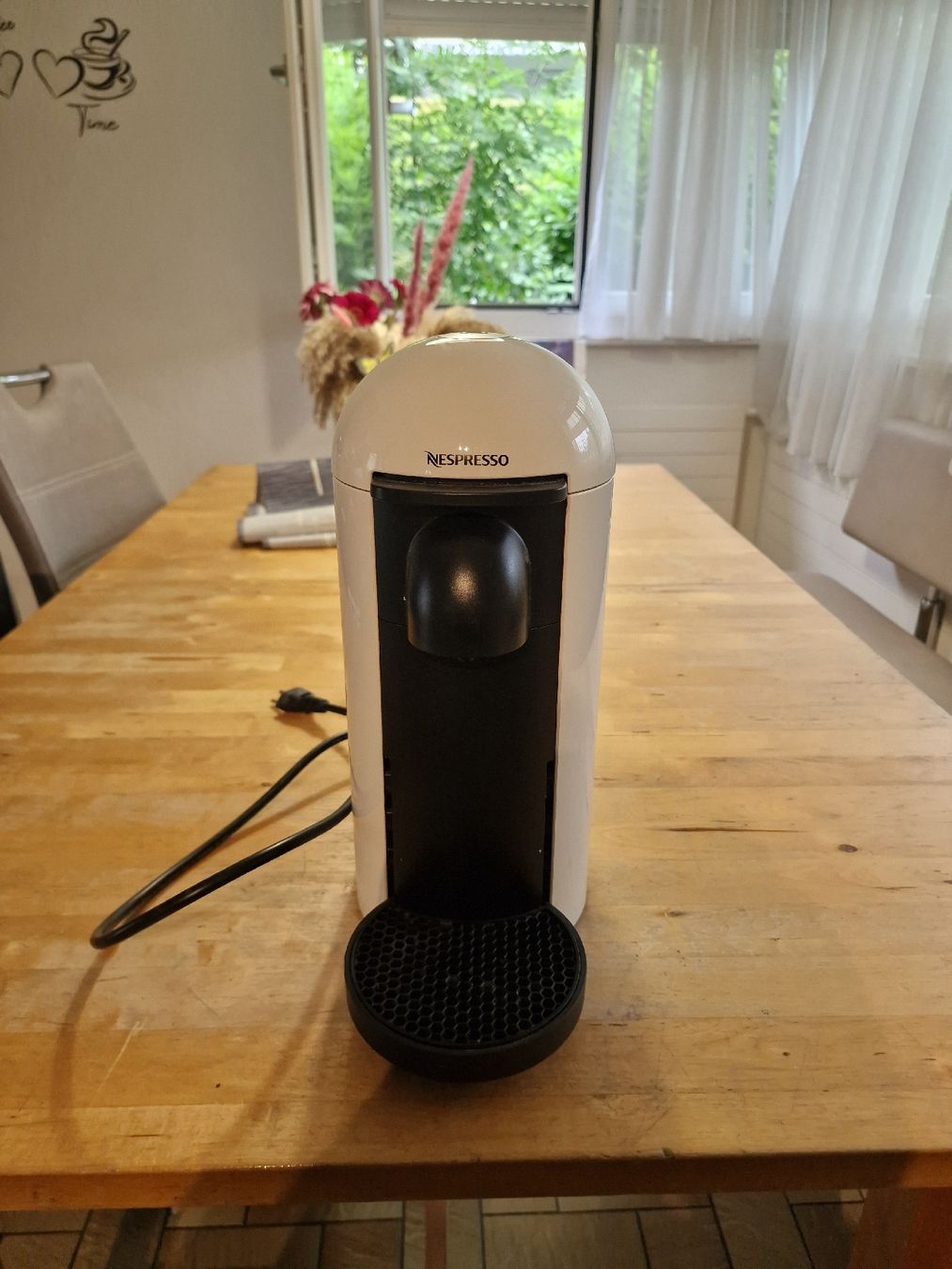 Nespresso Macchine per caffè & Macchine per espresso: Nespresso Vertuo GCB2 Kaffeemaschine Weiss – Usato da Kirchdorf AG venduto da sve_mb9s