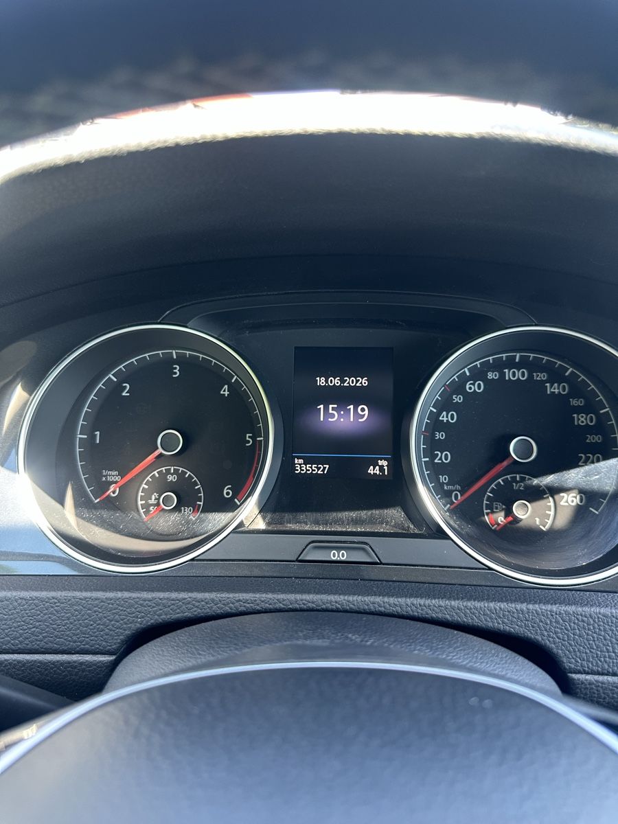 VW Automobili: Vw Golf VII 1.6 TDI DSG – Usato da Zürich venduto da gan_k9vh 5
