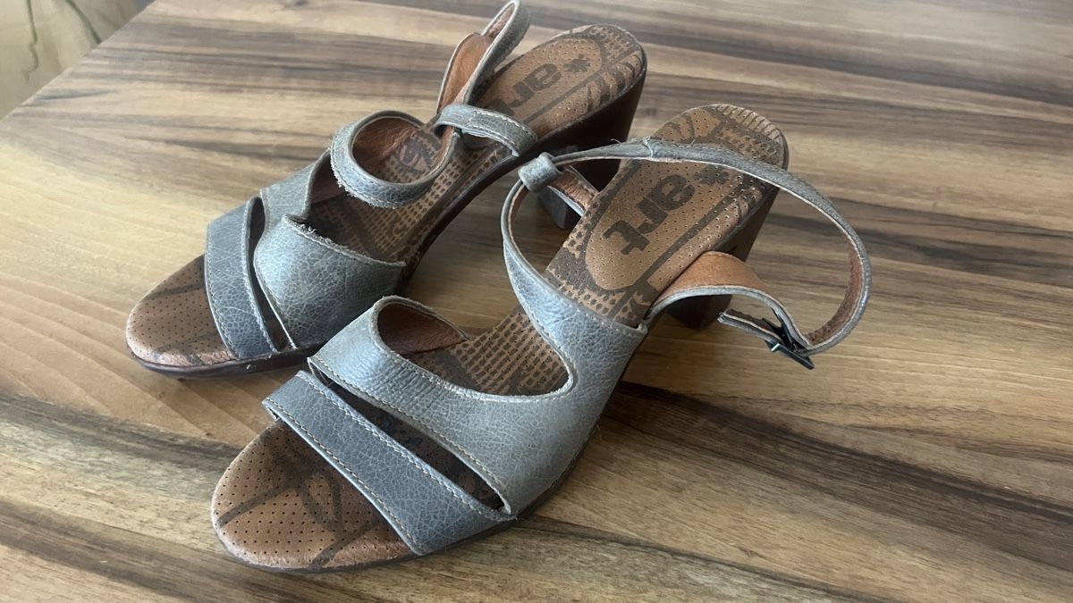 Art Scarpe da donna: Sandalen blau-grau 39 ART – Usato da Bad Zurzach venduto da Aquengel