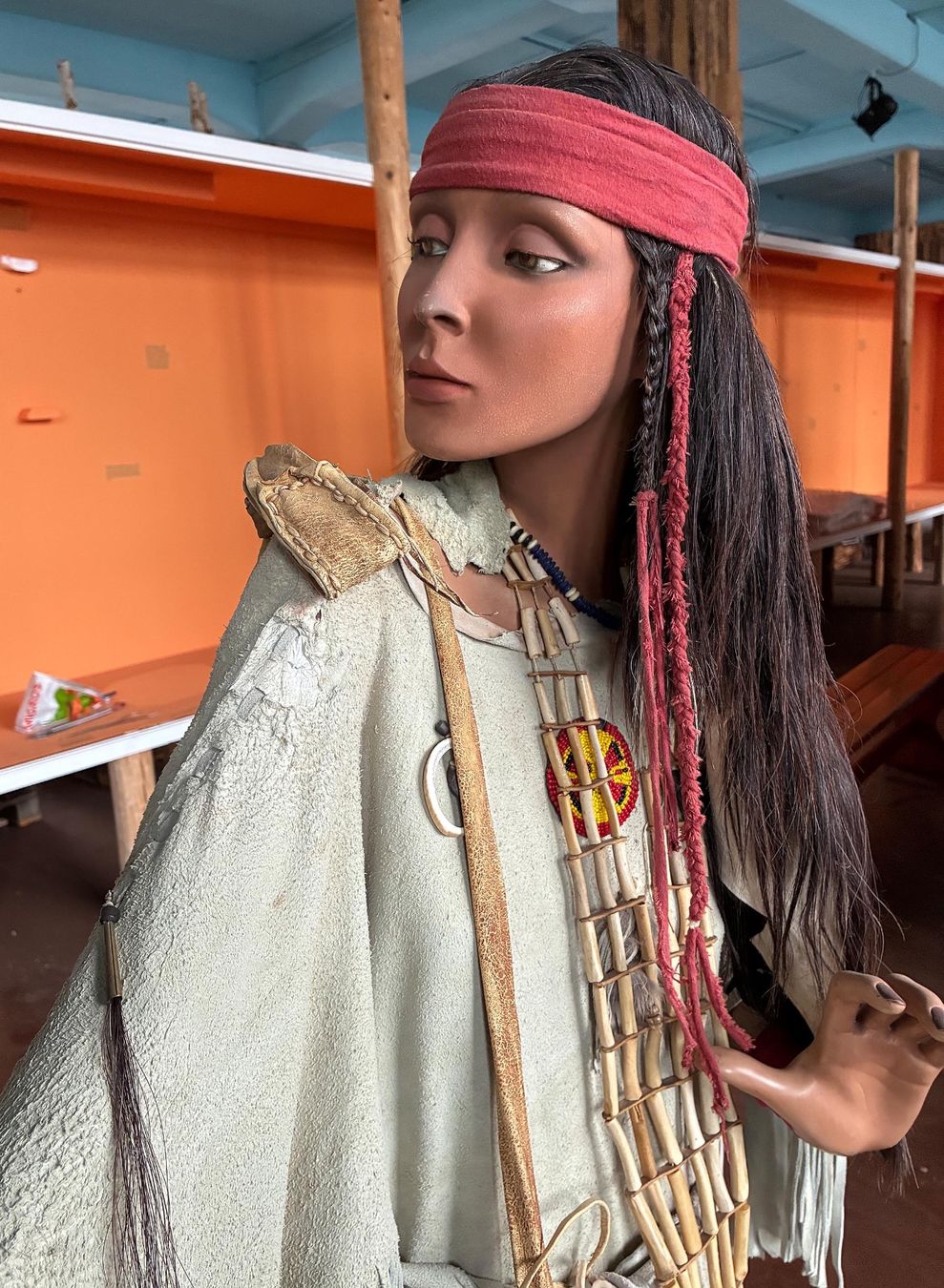 Statuette: Indianerin Blackfoot – Usato da Bäretswil venduto da robsonantik 3