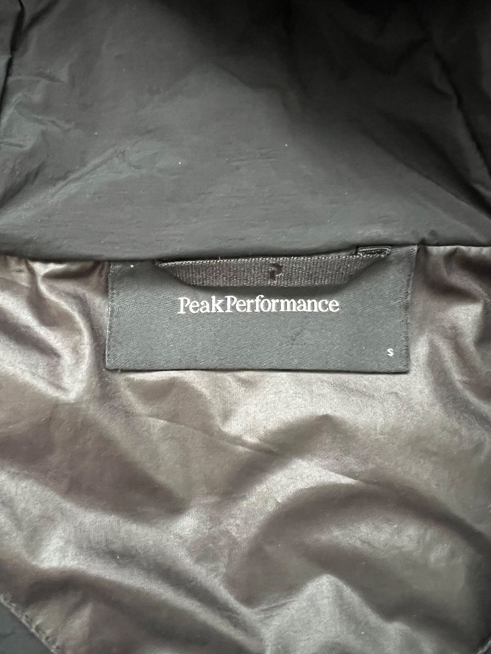 Peak Performance Giacche: Peak Performance R&D Jacke schwarz Grösse S – Nuovo (secondo la descrizione) da Langnau am Albis venduto da olimrt 1