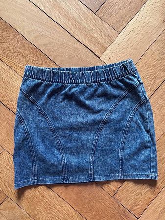 Kurzer Jeansrock (S-M)
