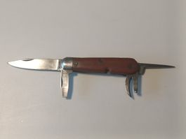 très ancien couteau militaire Wenger 41