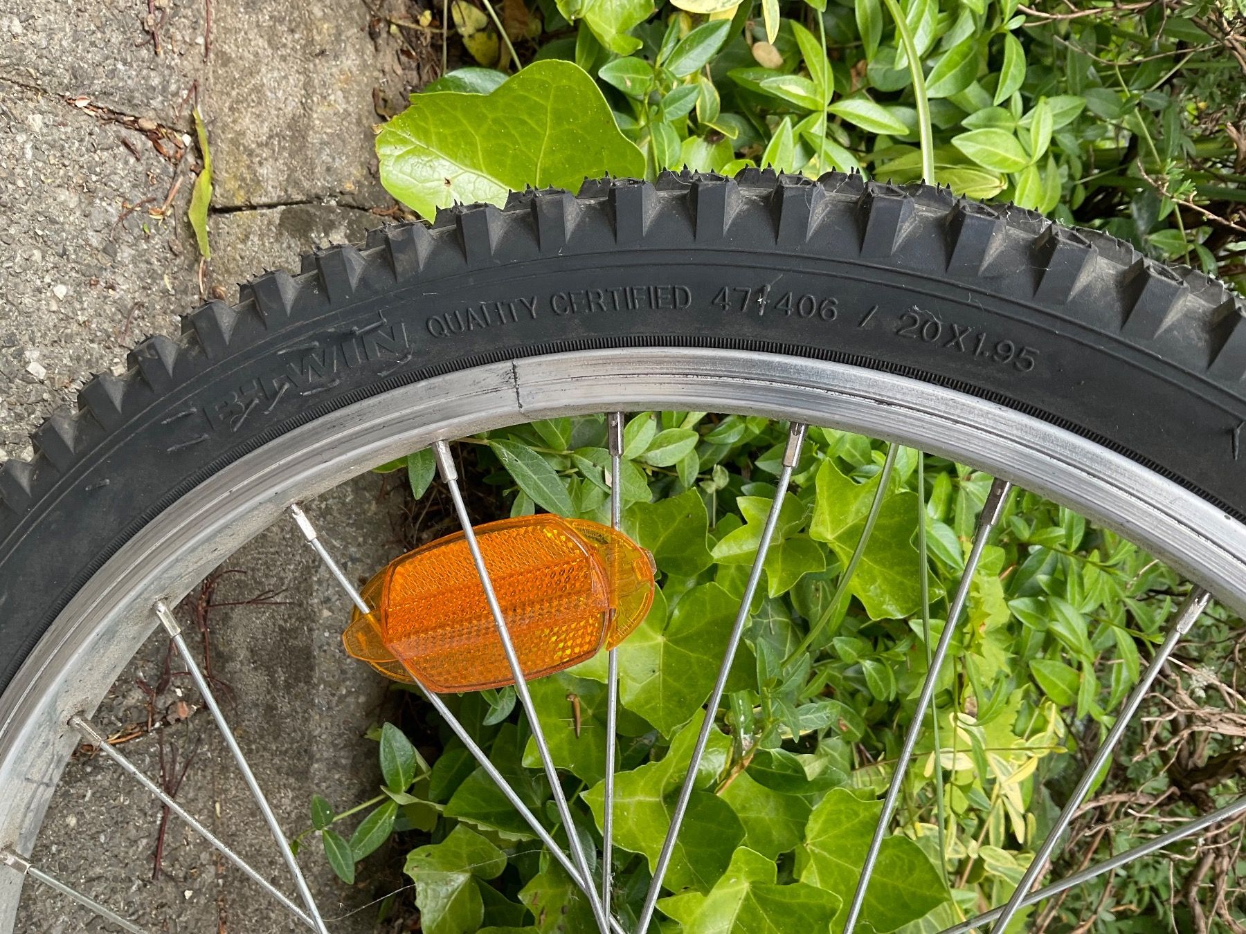 Velos: Child Bike 20’ – Neu (gemäss Beschreibung) aus Winterthur von dve_j2q8 3