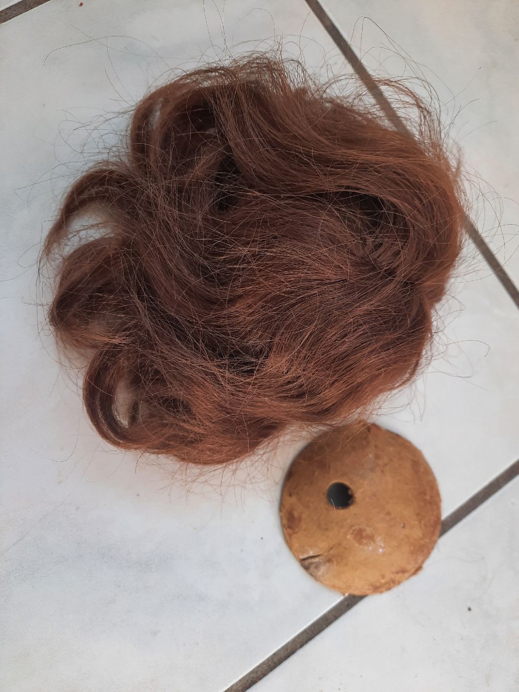 Puppen: ancienne PERRUQUE,  CHEVEUX NATURELS – Gebraucht aus Le Locle von marylise01