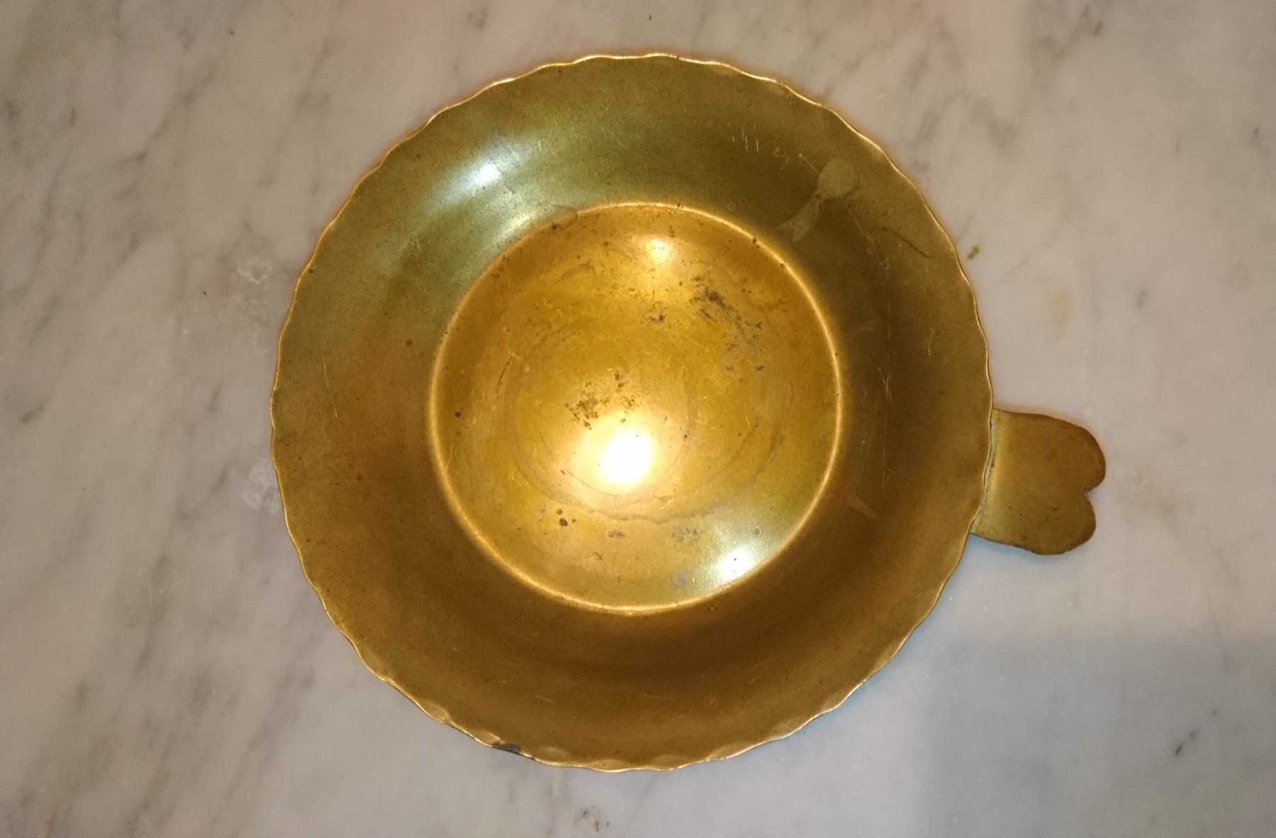 Piatti di portata: Petite soucoupe métal doré – Usato da Châtelaine venduto da fil_7lqg 2