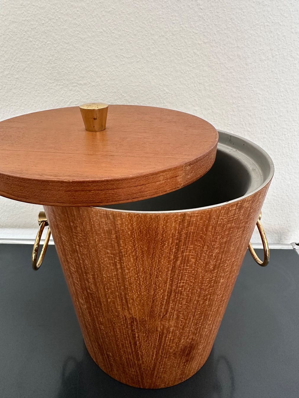 Sonstiges: Mid-Century Eiskübel aus Teakholz – Gebraucht aus Basel von Pulcinella34 1