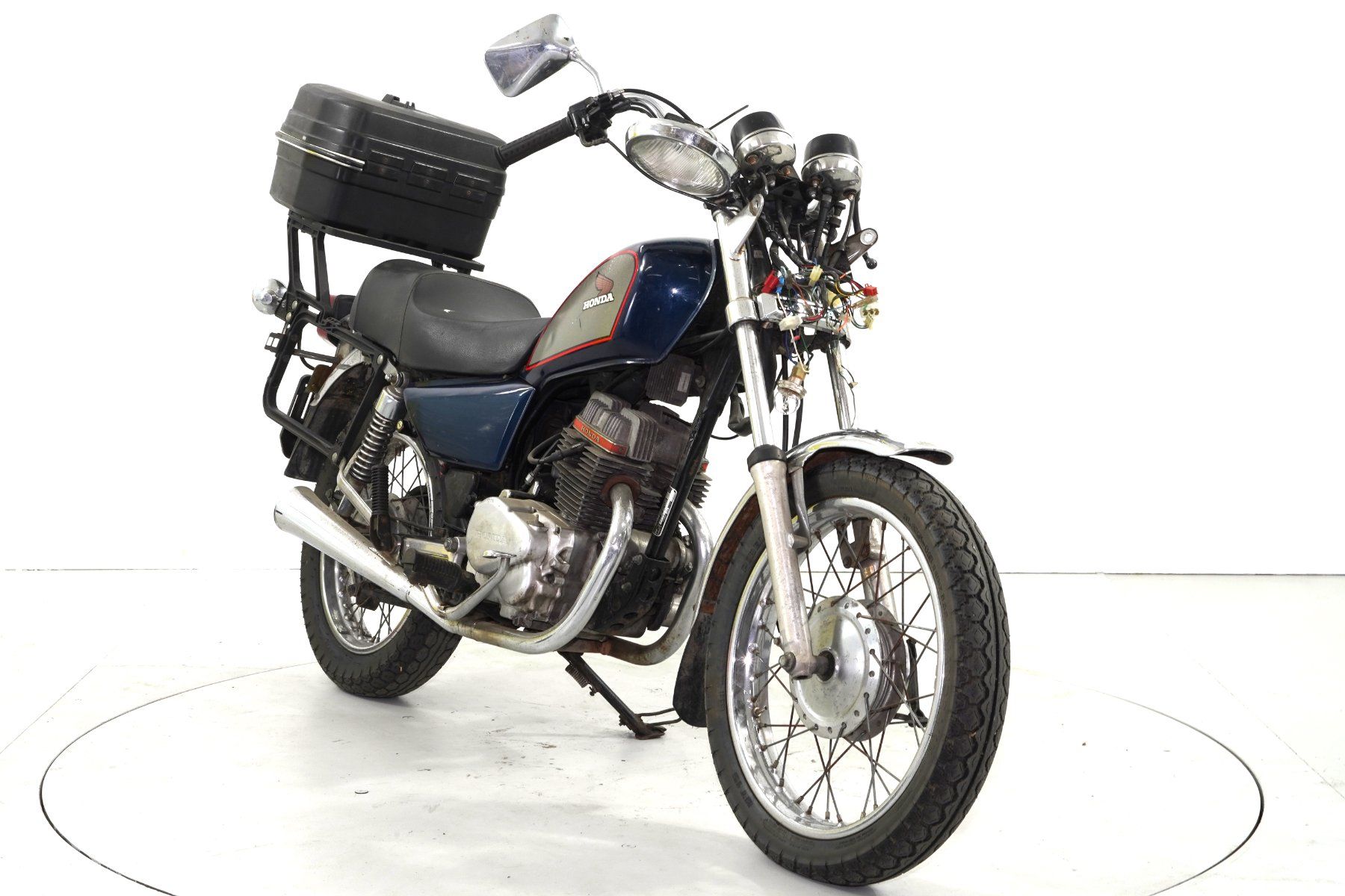 Honda Chopper: Honda CM 125 – Usato da Winterthur venduto da MCW 3