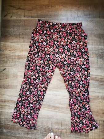 Blumen Hose, Gr. M Sommer Look, top Zustand!