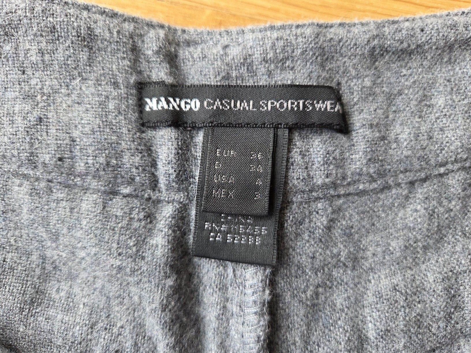 Mango Pantaloni: Mango Wollshorts, grau, Grösse 36 – Usato da Villars-sur-Glâne venduto da richardette 4