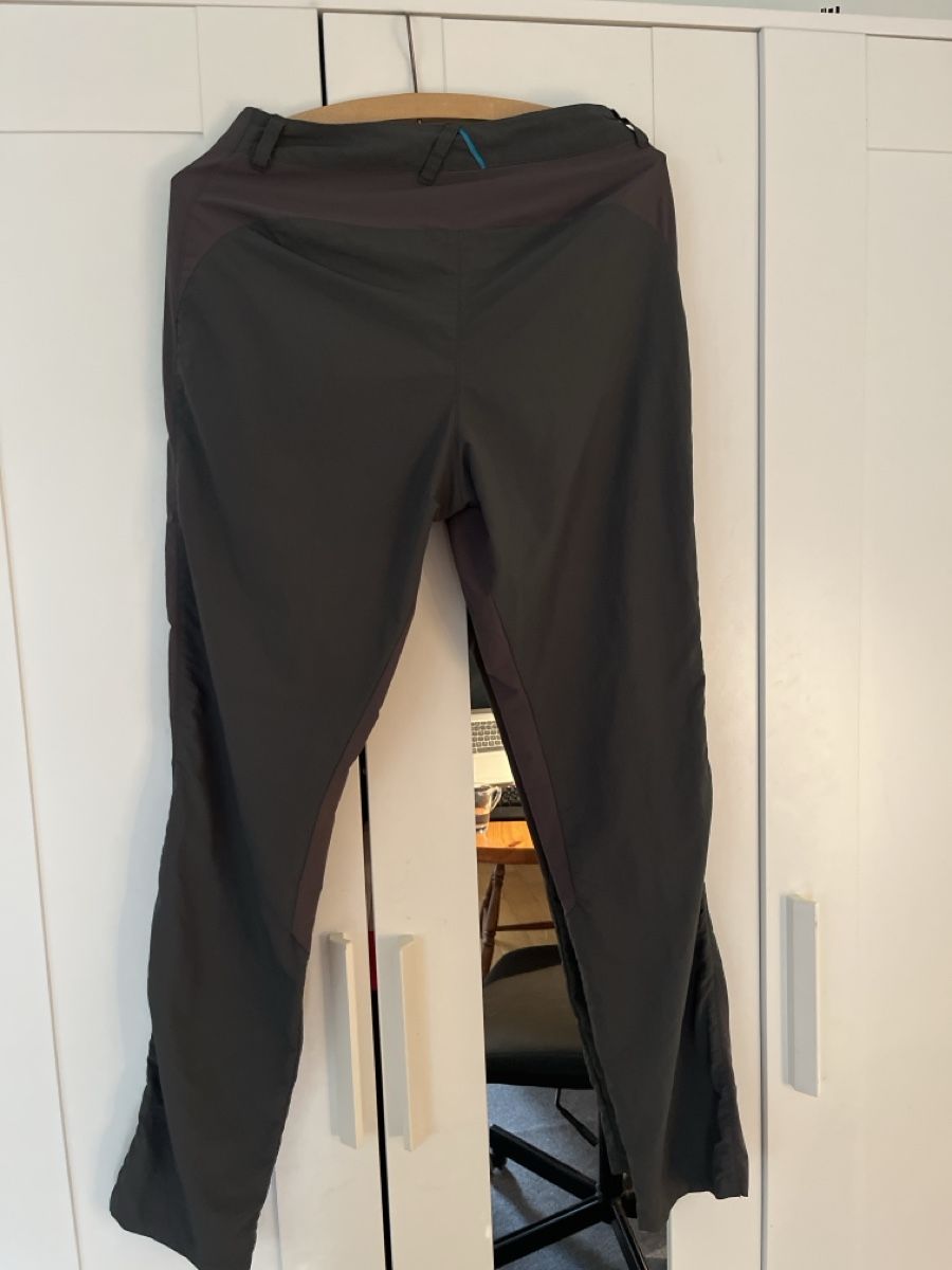 Decathlon Pantaloni: Quechua Wandern hose Damen Regular – Usato da Basel venduto da hal_s2bt 2