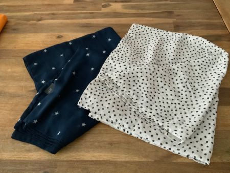 2er Set H&M Schals: Sterne & Pünktchen