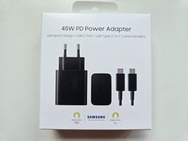 Original Samsung 45 Watt Ladegeraät: "45W PD Power Adapter"