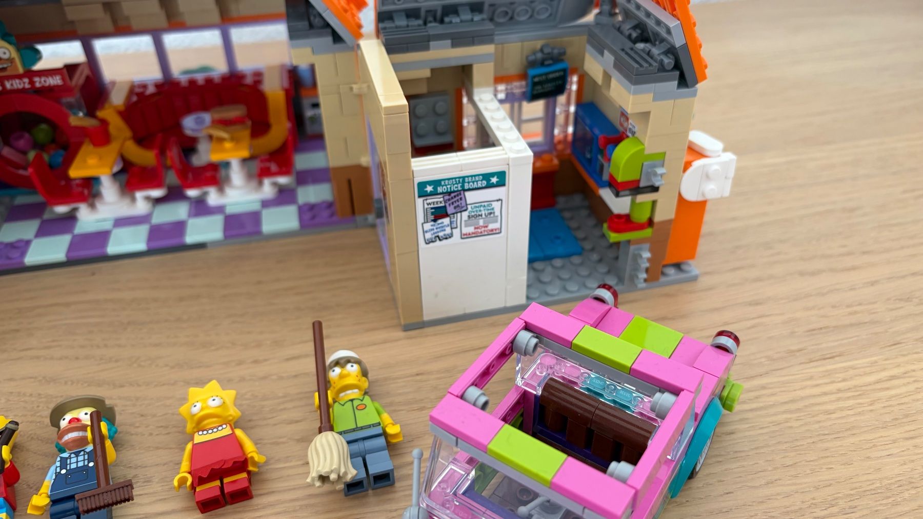 Lego Kit di costruzioni: LEGO The Simpsons: Krusty Burger 10352 – Usato da Niedergösgen venduto da stoja82 3