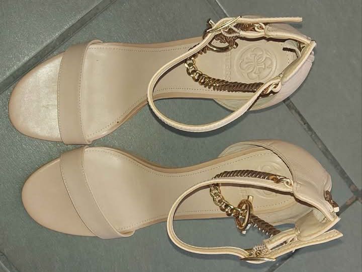 Guess Damenschuhe: Escarpins Guess – Neu (gemäss Beschreibung) aus Leysin von sop_rfl6 1
