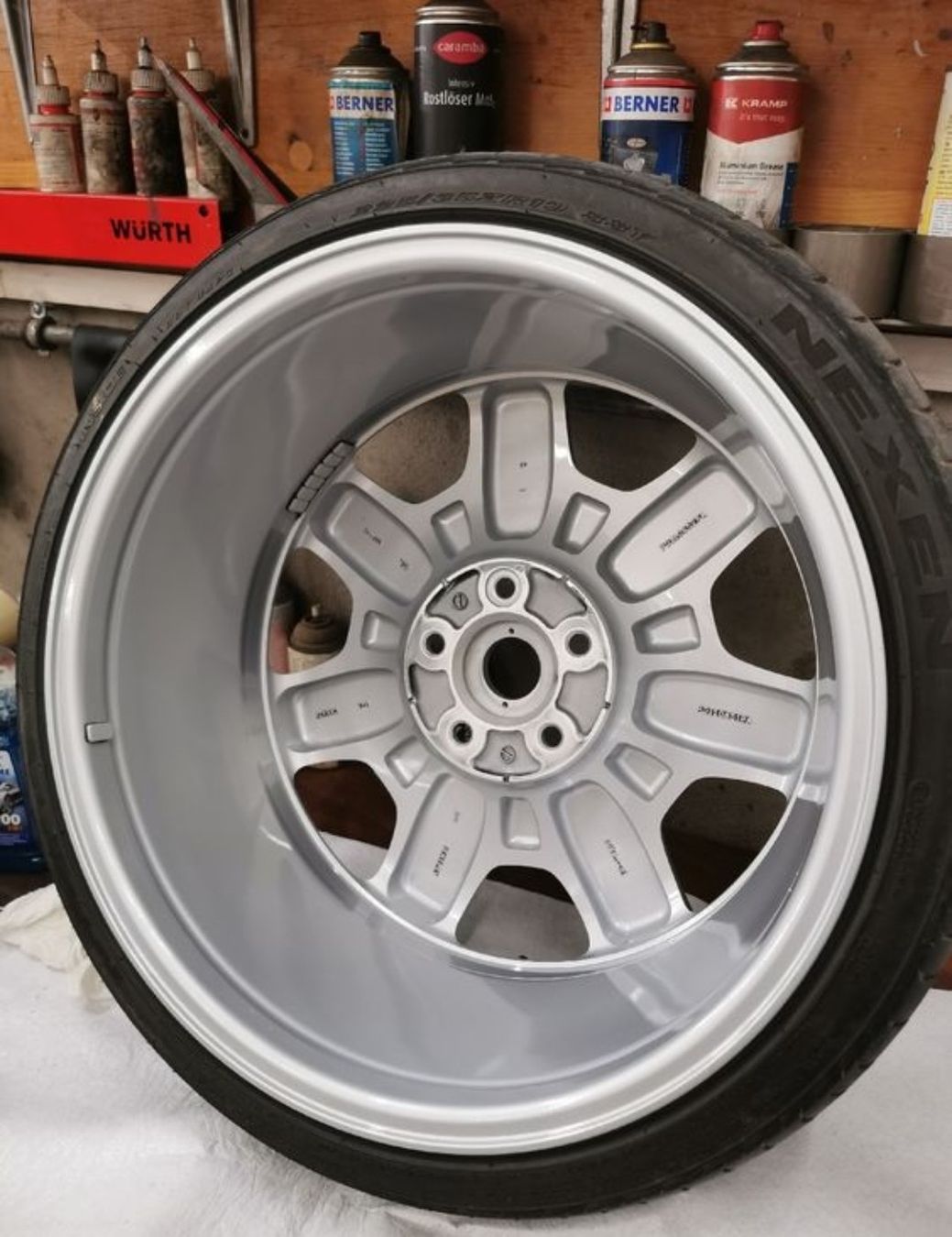 Bentley Cerchioni: bentley 19 5x120 Et61 – Nuovo (secondo la descrizione) da Dussnang venduto da Ricardoferreira92 1