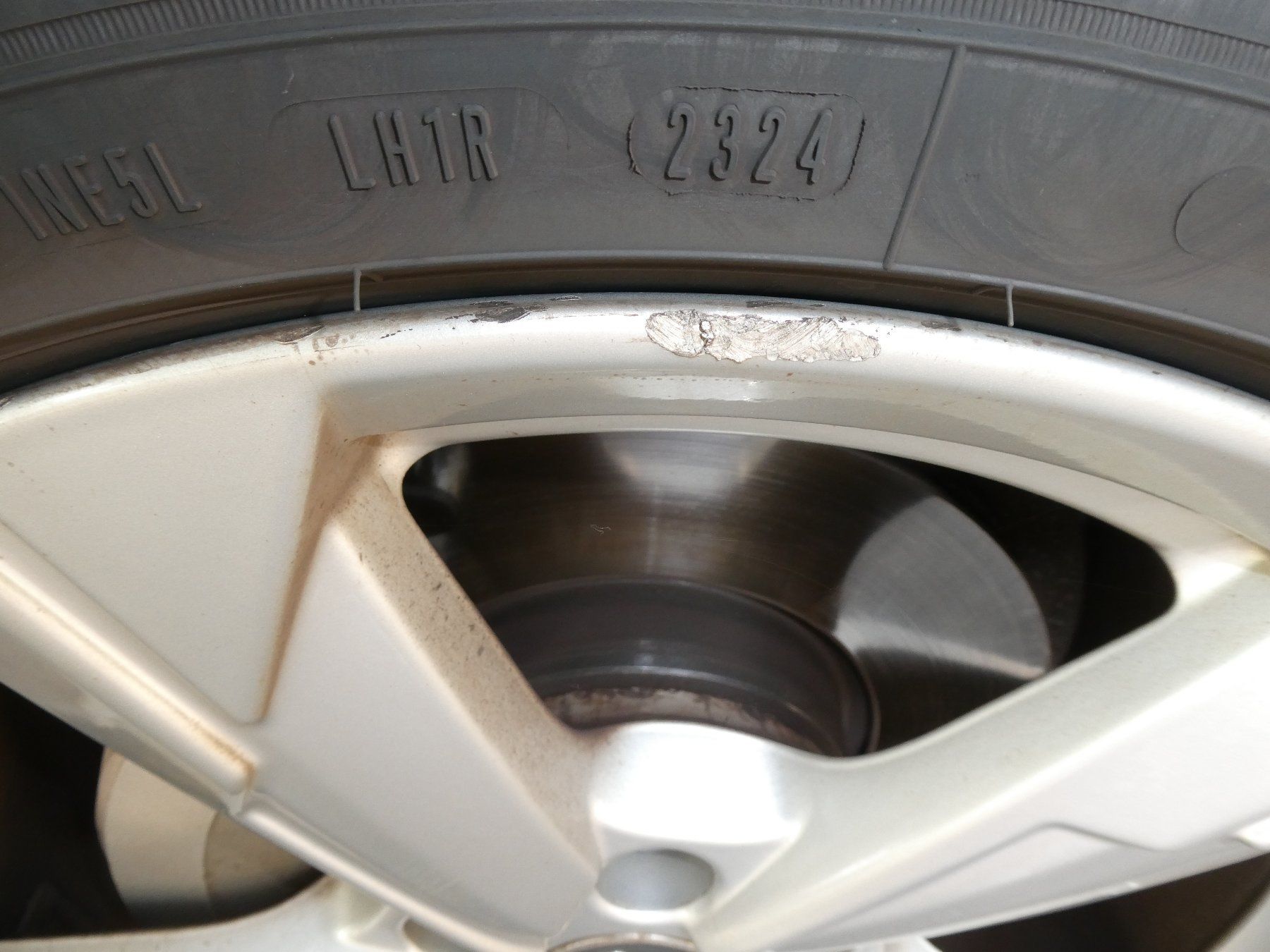 Audi Automobili: Audi A6 AV 40 TDI – Usato da Solothurn venduto da Betreibungsamt_SO 7