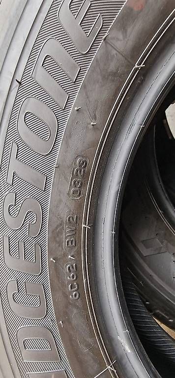 Pneumatici & Ruote complete: pneu été 225 65 R16C – Usato da Cortaillod venduto da Mikelocation 2