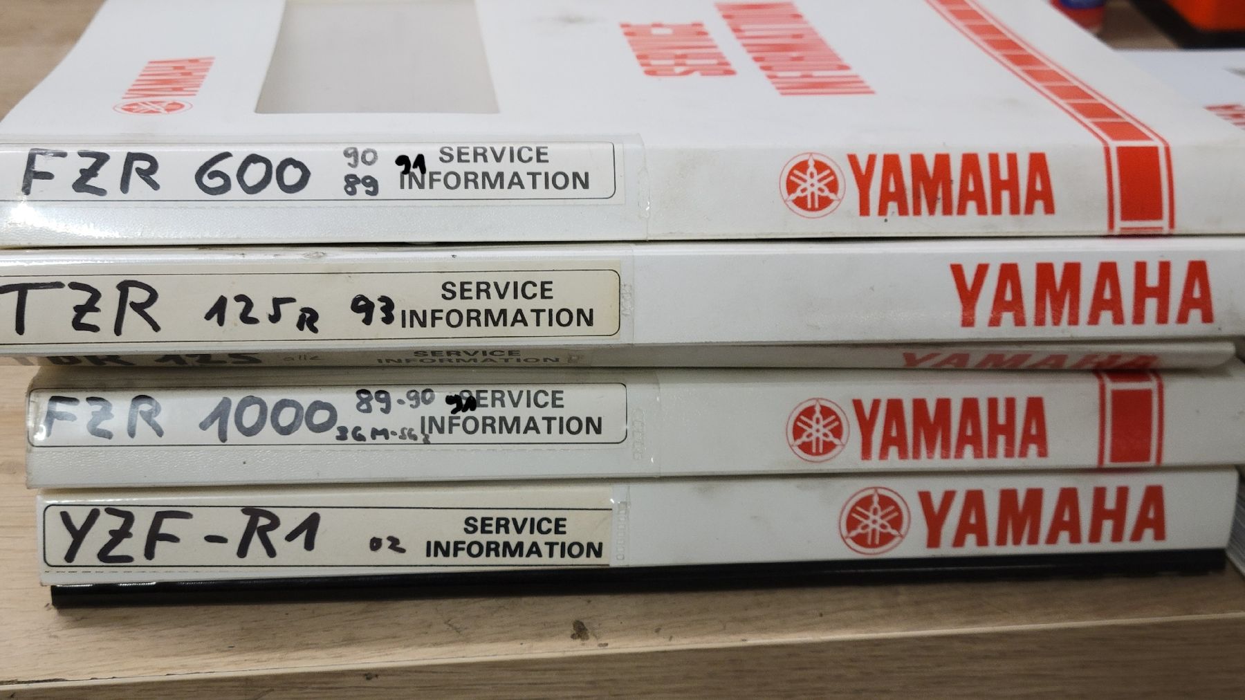 Livres: YAMAHA techn. Handbücher – D'occasion à Möhlin par R62 1