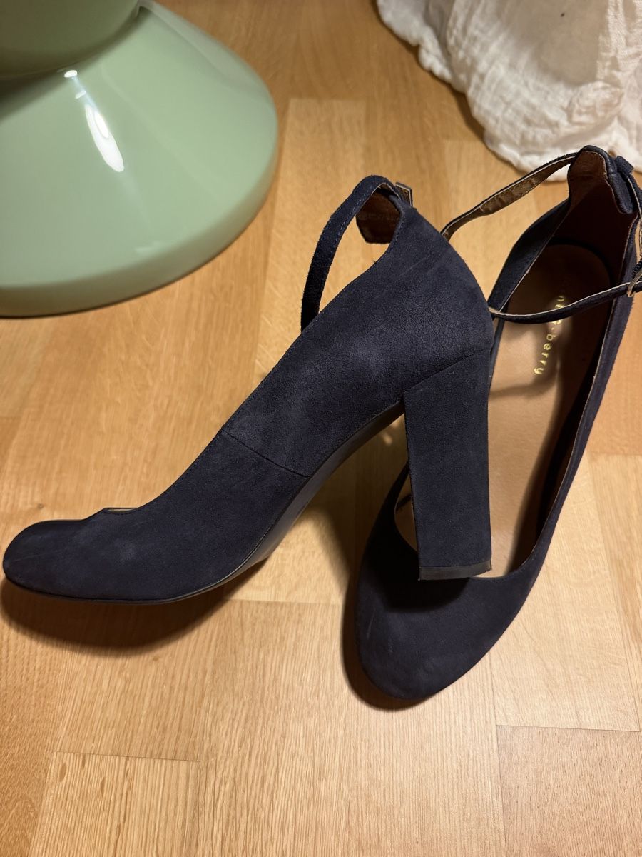Mint & Berry Damenschuhe: Mint & Berry Leder Pumps Gr 40 – Gebraucht aus Zürich von bgg 1