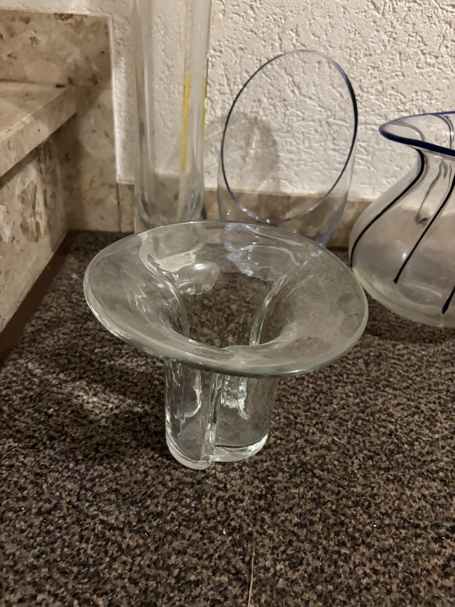 Vasen & Gefässe: Verschiedene Vasen aus Glas – Gebraucht aus Neuägeri von mai_9nd6 2