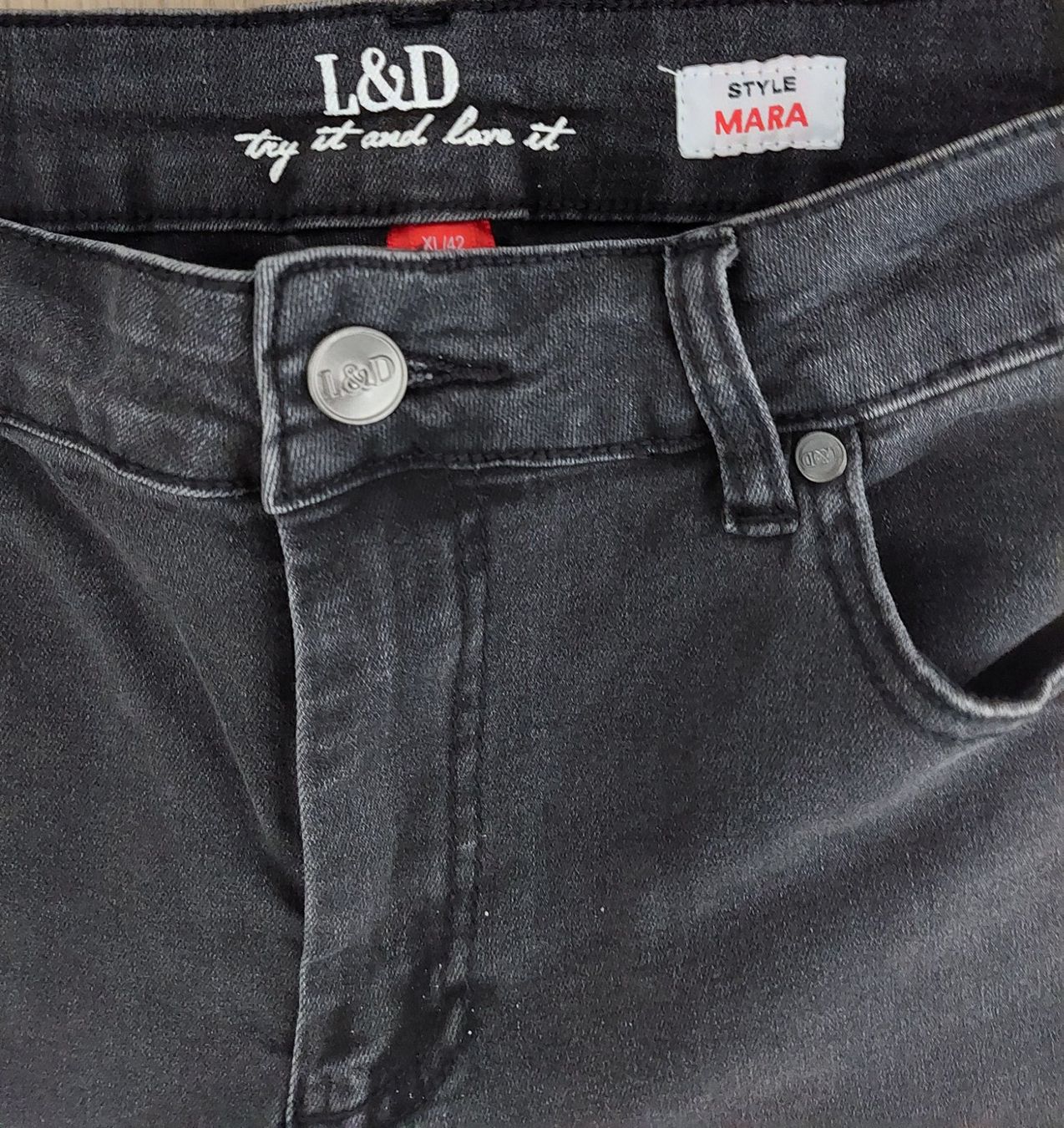 Jeans: Damenjeans – Neuf avec emballage d'origine à Bellach par bri_m8rs 1
