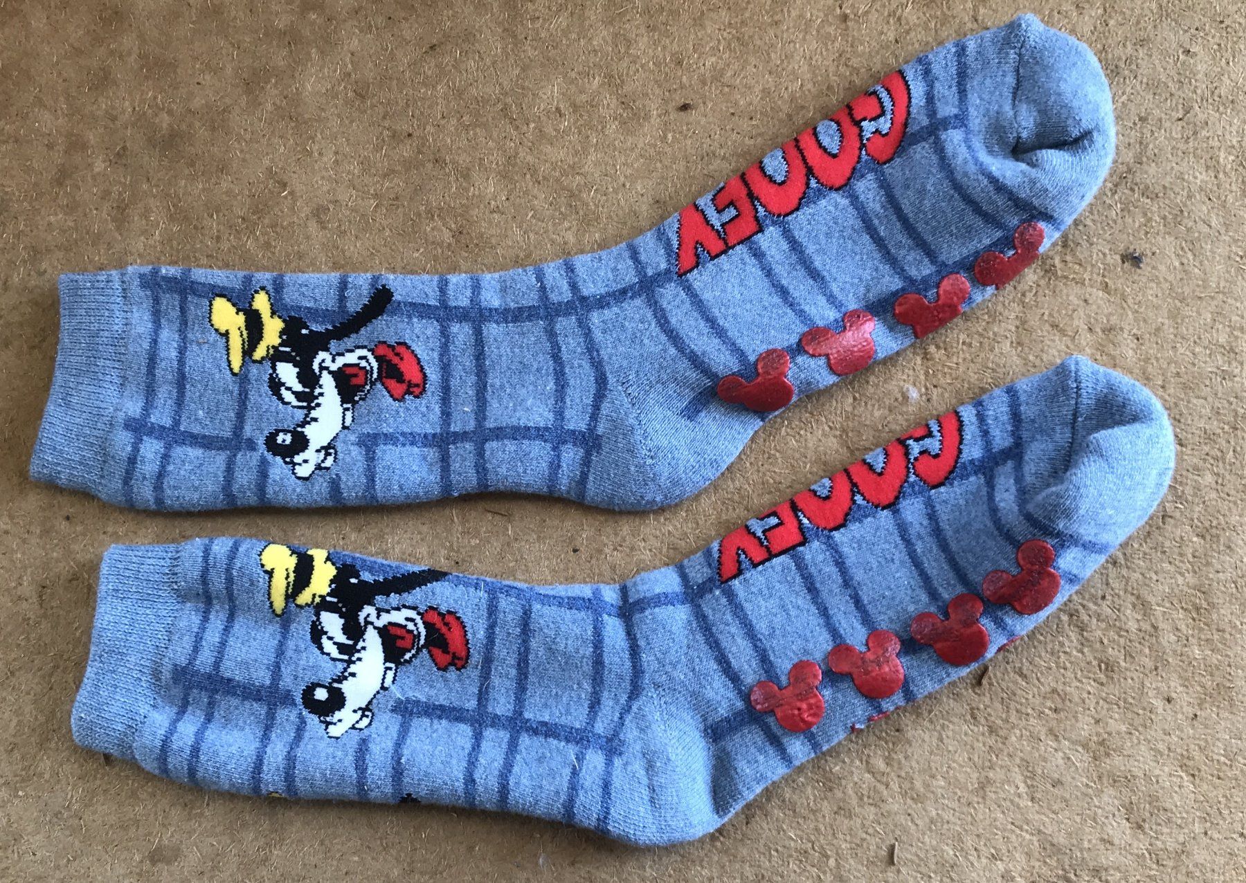 Chaussettes enfants: KINDER SOCKEN GOOFY NEU – Neuf (Voir description) à Ostermundigen par Heavenmaus75 5