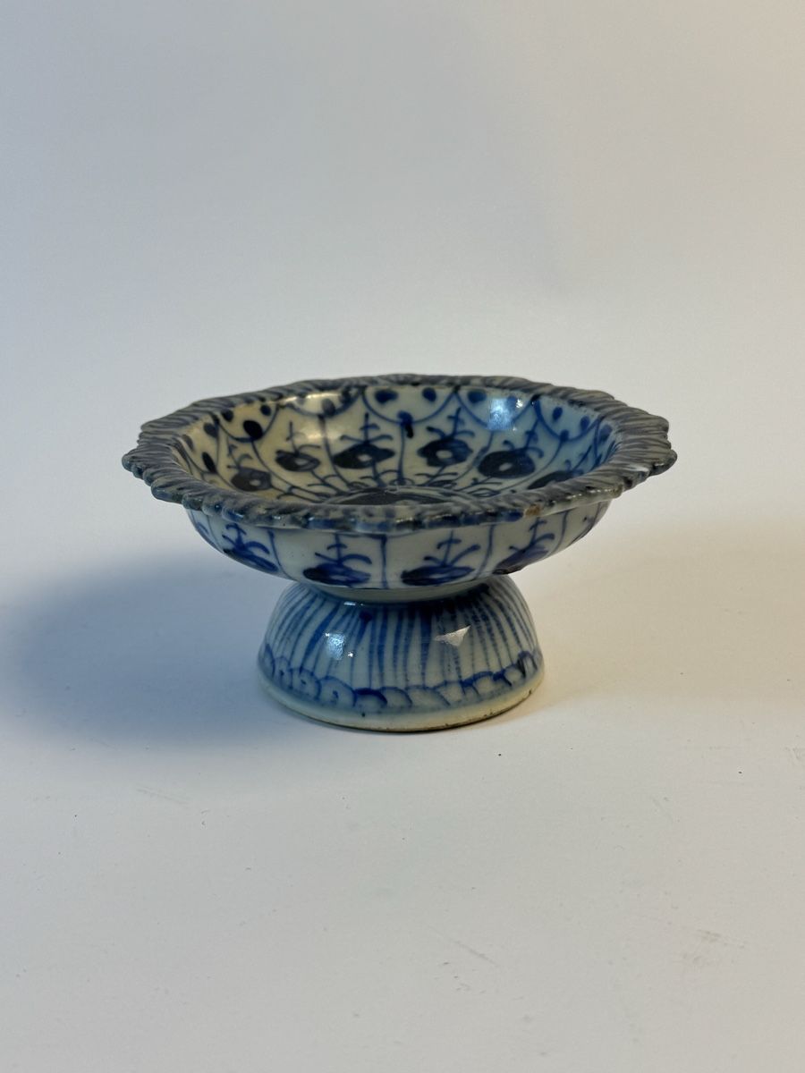 Vasi & Recipienti: Brucia incenso cona porcellana blu e bianca – Usato da Genève venduto da Atelier.Curio