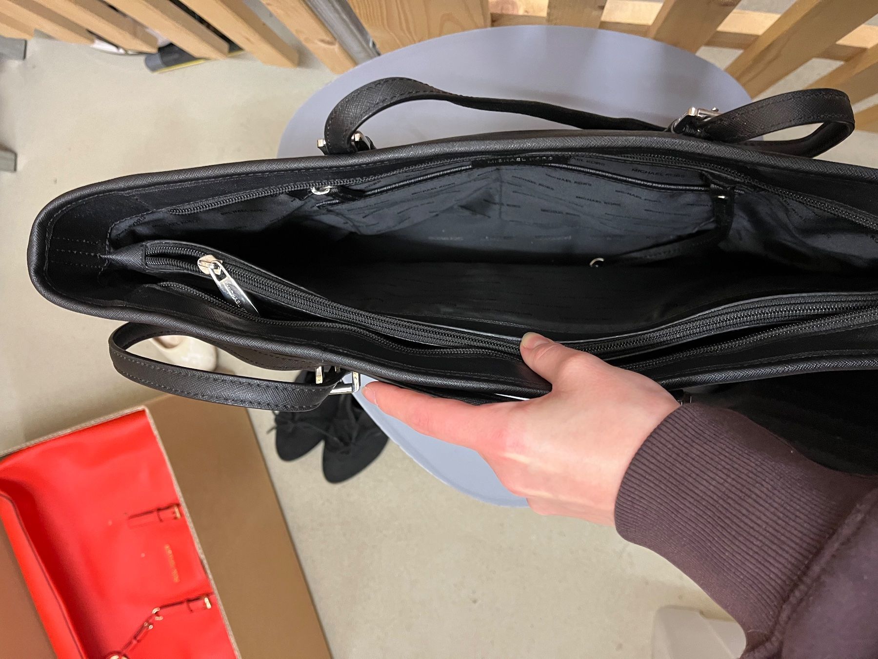 Michael Kors Taschen für Damen: Michael Kors Handtasche – Gebraucht aus Obfelden von MonaMona00 2