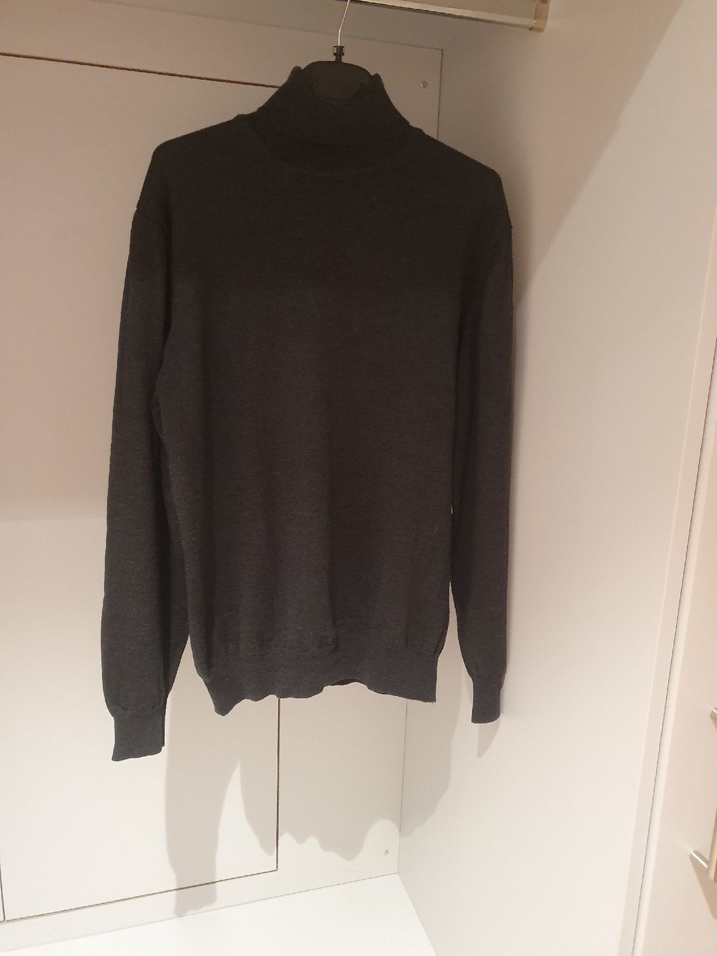 Hugo Boss Pullover & Sweatshirts: Boss, Hugo Boss, Pullover, 52 – Neu (gemäss Beschreibung) aus Winterthur von Sjull