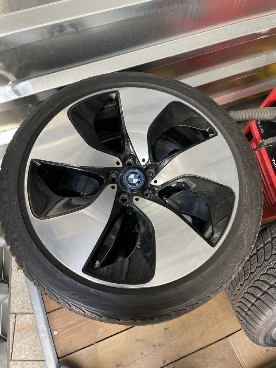Pneumatici & Ruote complete: BMW i 8 Felgen – Usato da Amriswil venduto da Roman15