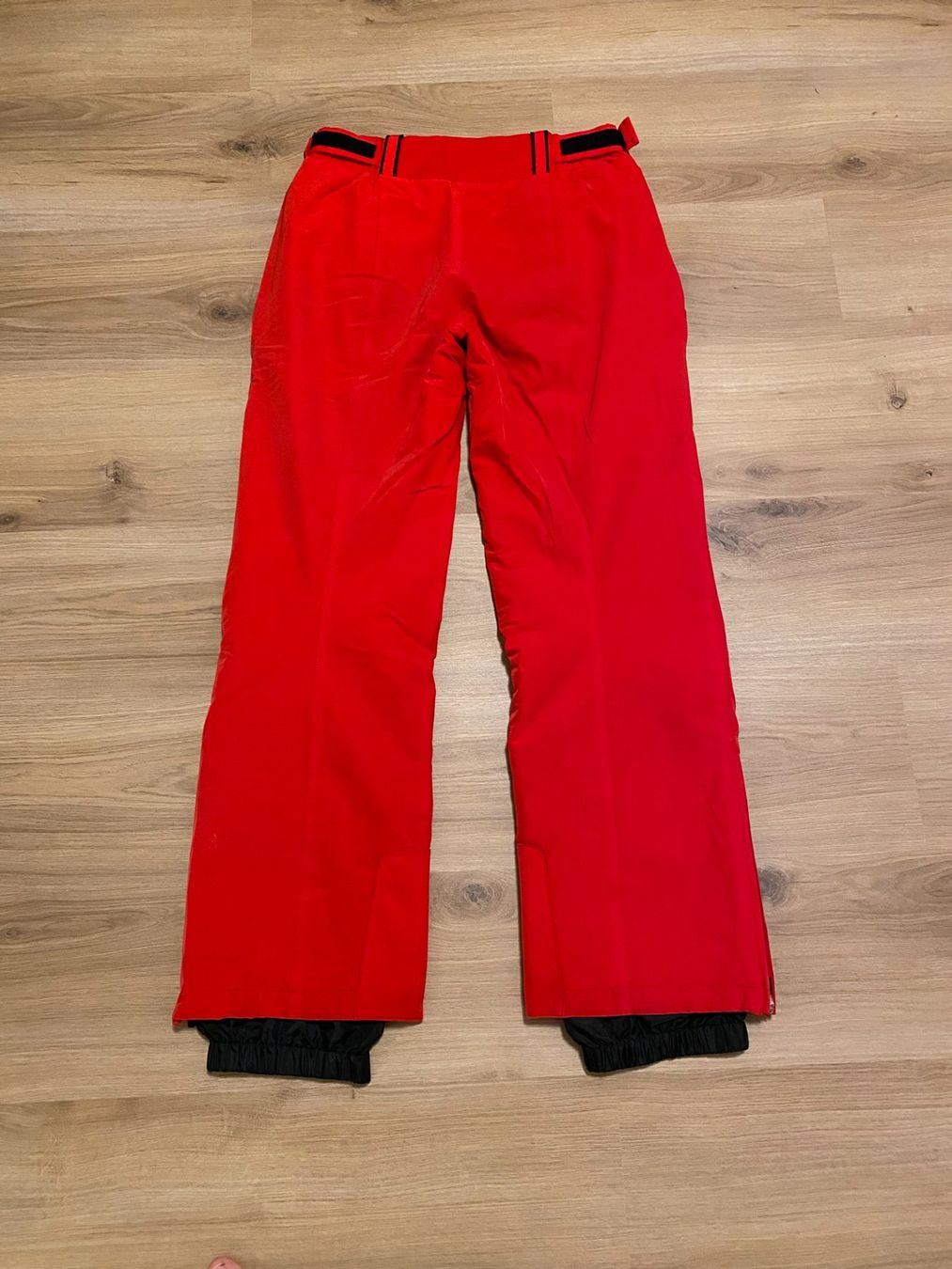 Sci: Pantalon de ski rouge – Usato da Delémont venduto da elena_neuhaus 1