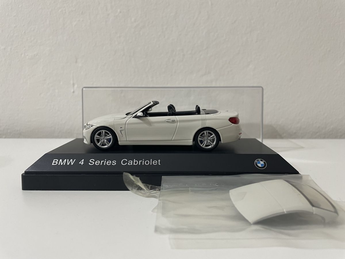 BMW Modellini d'auto: Bmw 4 Cabriolet 1/43  – Usato da Paradiso venduto da jovica1987