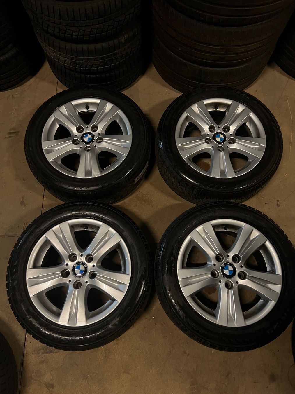 BMW Pneus & Kompletträder: BMW 1er E81 E82 E87 E88 Original Winterräder 7x16 ET44 – Gebraucht aus Full-Reuenthal von MB.52