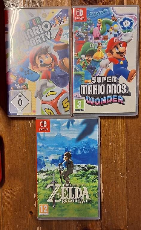 Nintendo Console: Nintendo Switch OLED  Mario Red Edition + 3 Spiele + Hülle – Usato da Langnau im Emmental venduto da JiroGG 3