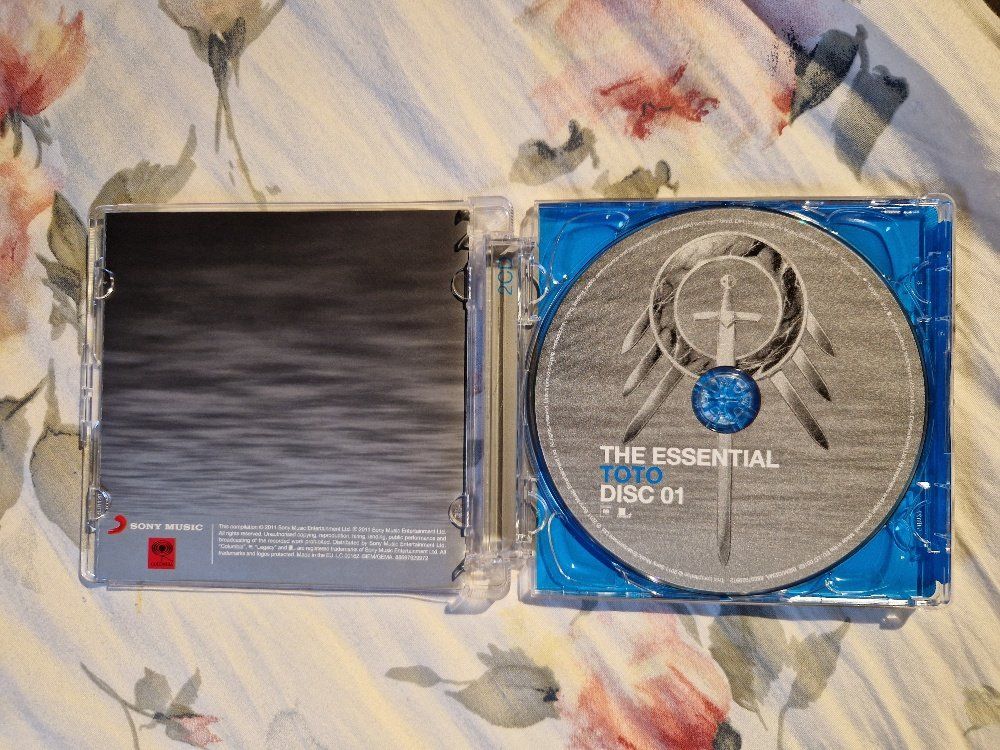 CDs: Toto – The Essential Toto - b – D'occasion à Brittnau par Zibu 3