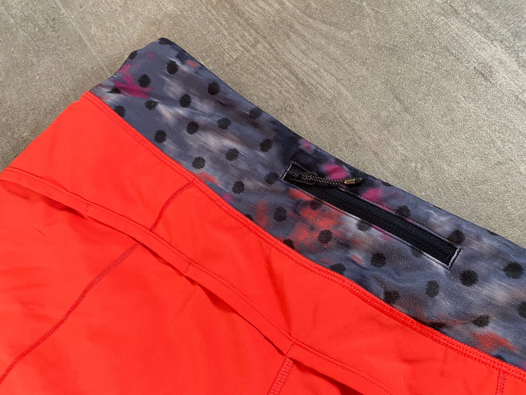 Lululemon Hosen: Lululemon Run Times Short (Neuwertig!) – Neu (gemäss Beschreibung) aus Bern von lolapennt 3