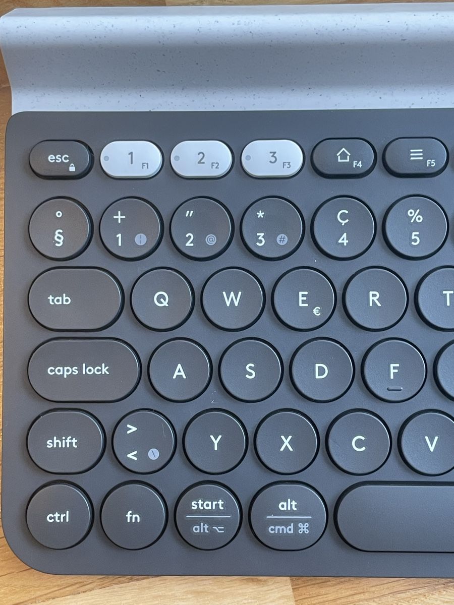 Logitech Tastaturen: Titel: Logitech K780 Multi-Device Wireless Keyboard – Gebraucht aus Wädenswil von dai_2bcv 1