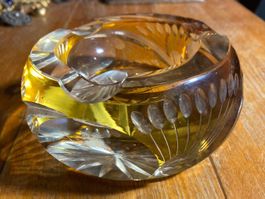 Cendrier vintage jaune Aschenbecher