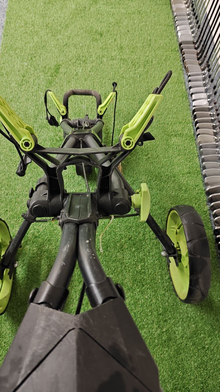 Trolley: Rovic by Click gear (Golf Trolley) – Usato da Uerikon venduto da Weber18 3