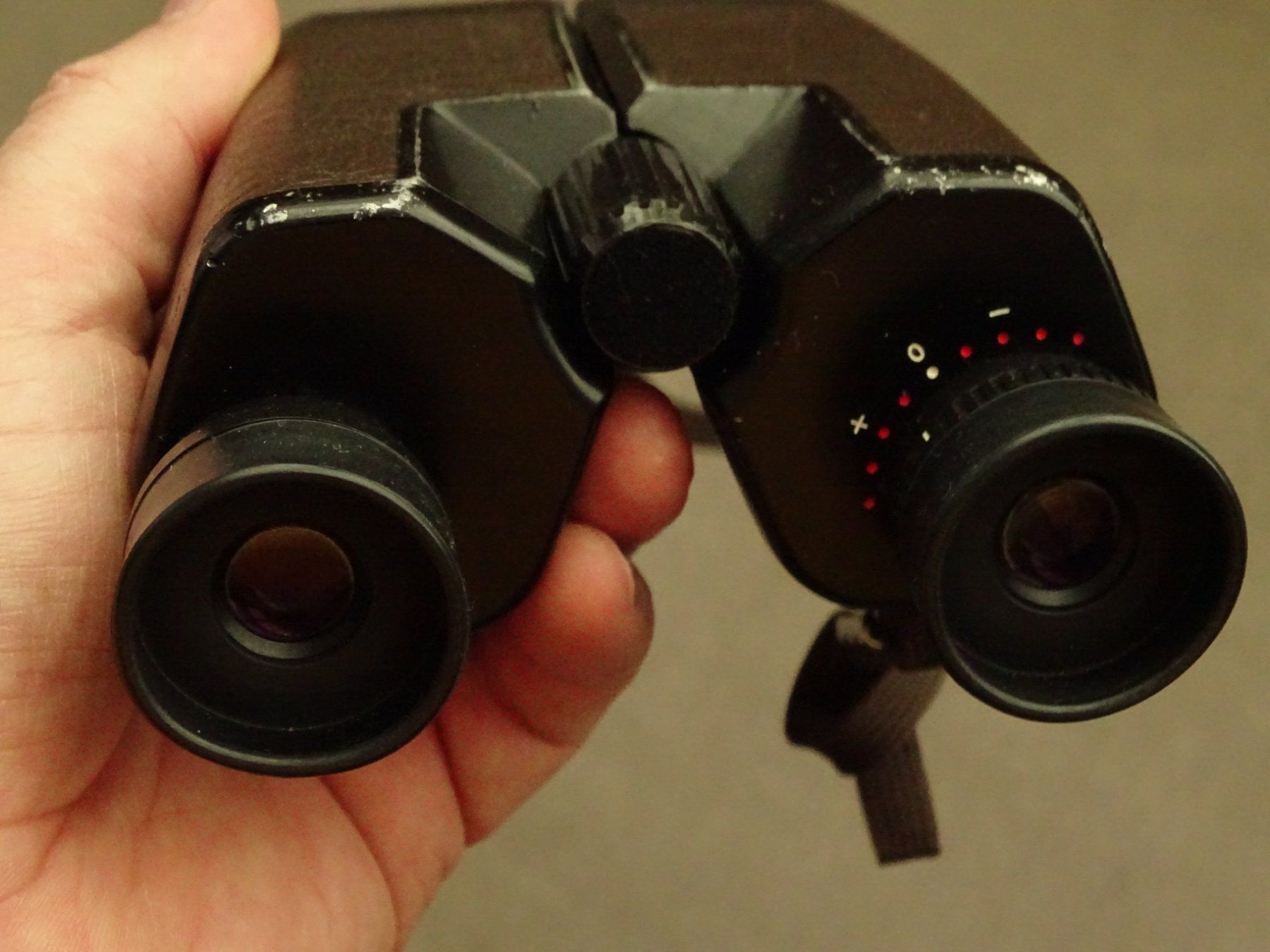 Nikon Binocoli: Nikon ultra kompakt Feldstecher Fernglas – Usato da Hirzel venduto da Musicman03 4