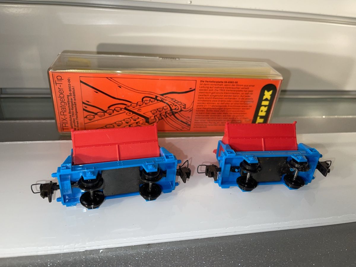 Trix Modelleisenbahnen: TRIX Kipploren-Wagen Güterwagen Total 2 stk. – Neu (gemäss Beschreibung) aus Siebnen von speedy63 6